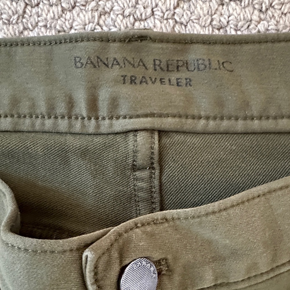 Banana Republic Olive Green Traveler Pants